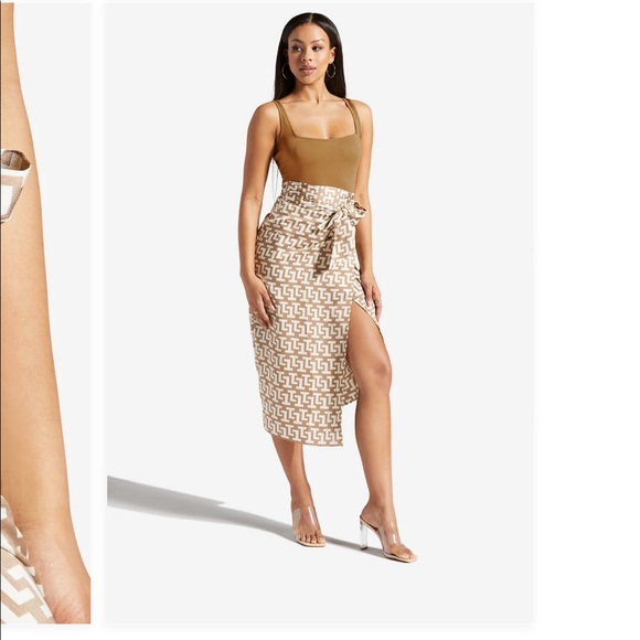 Versatile wrap skirt - Picture 9 of 9